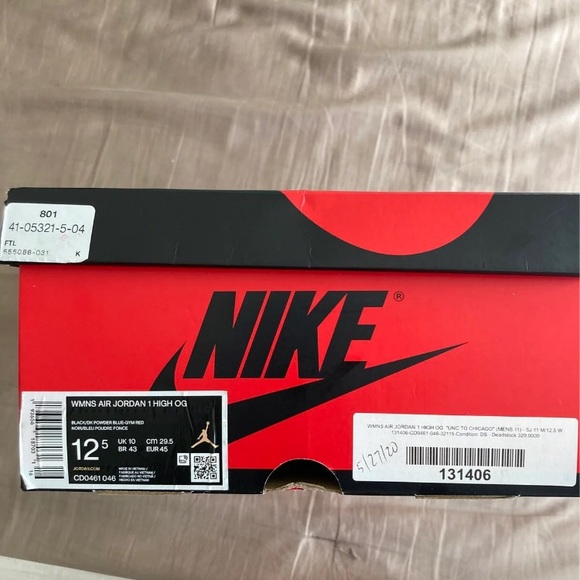 Air Jordan 1 UNC to CHI Bred Custom - Picture 6 of 7